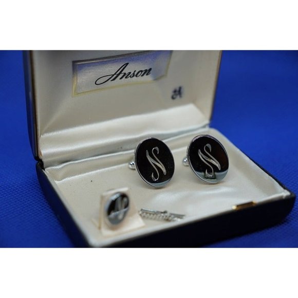Anson Cuff Links & Tie Tac Set NEW WITH BOX - Engraved with the Letter N (1a4) - Picture 2 of 4